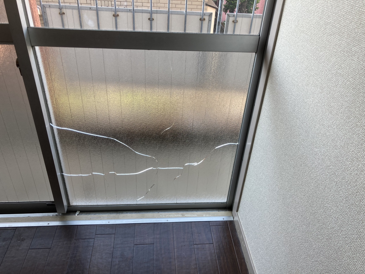 ガラスの熱割れ01ガラパゴス！
