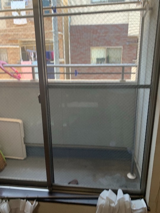 最安 3 000 大阪府内のガラス交換はガラパゴス お風呂のドアの樹脂パネル交換