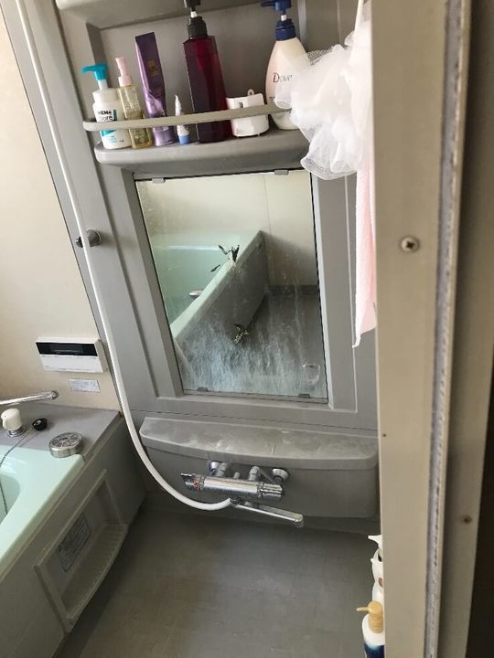 浴室の鏡