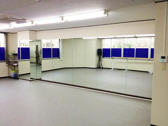 連貼り当店の施工例